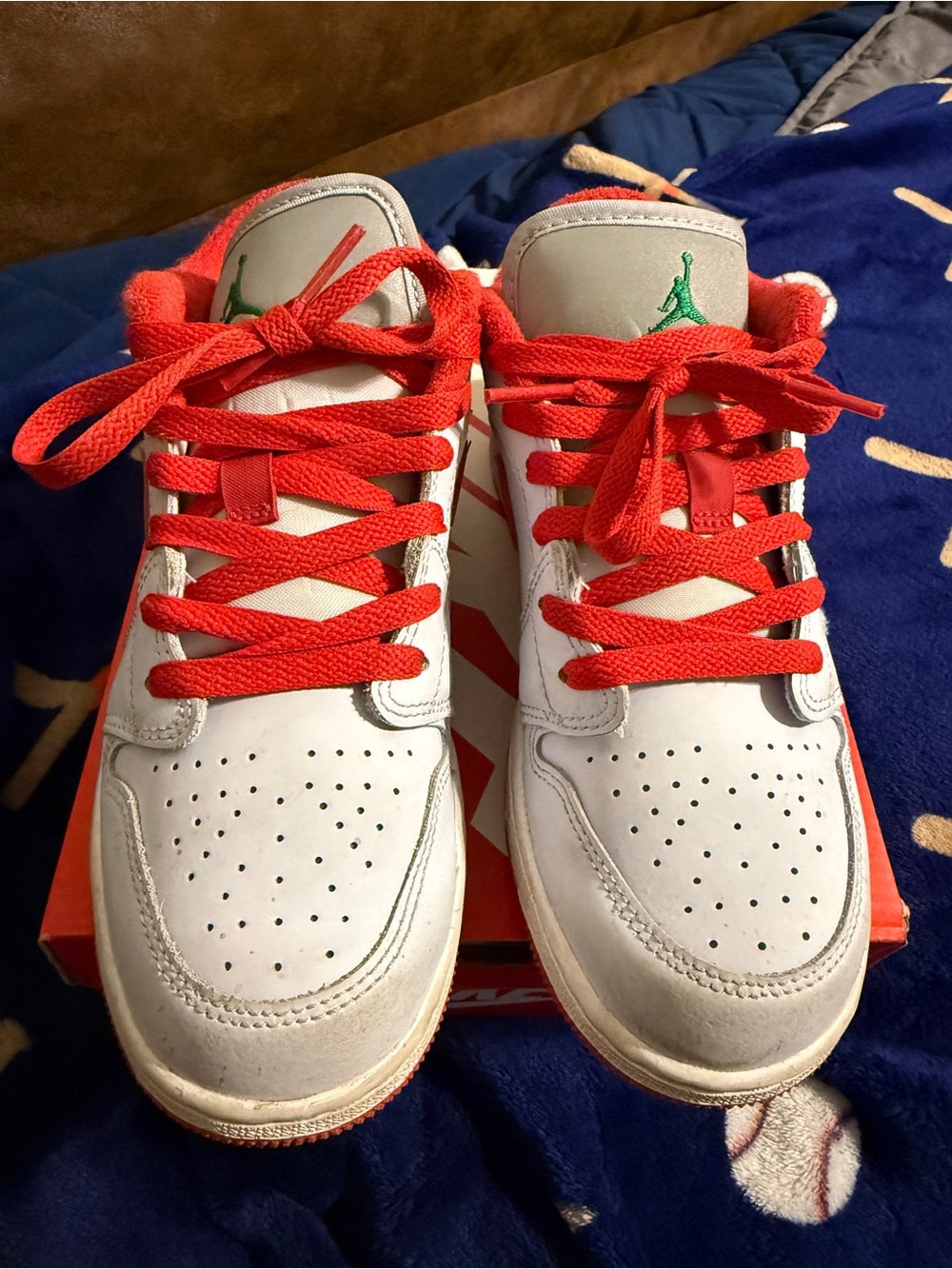 Nike Kids' White Sneakers with Red Laces and Green Logo